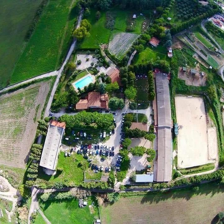 Agriturismo La Melazza Рим Экстерьер фото